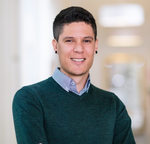 <strong>Maurice Malten</strong> <br> Lehrender für Systemische Beratung (SG, DGSF)<br>Systemischer Supervisor (SG)<br>Co-Leitung in der M7 (Aufbau-)Weiterbildung Systemische Supervision
Maurice Malten